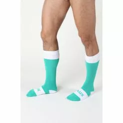 VAUX By Cellblock13 Chaussettes Hautes Vaux Candy 26 VAUX By Cellblock13 Chaussettes Hautes Vaux Candy -Poppers et Leather Cleaners Soldes chaussettes hautes vaux candy 9
