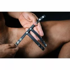 DARK-LINE Harnais A Couilles En Cuir -Poppers et Leather Cleaners Soldes harnais a couilles en cuir 4