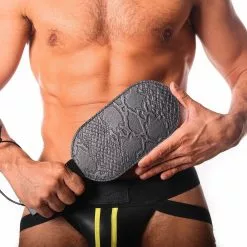 DARK-LINE Puppy Paw Leather Paddle Jaune -Poppers et Leather Cleaners Soldes puppy paw leather paddle jaune 7