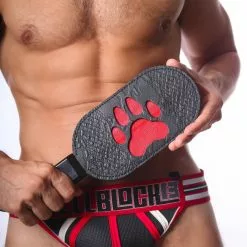 DARK-LINE Puppy Paw Leather Paddle Rouge 17 DARK-LINE Puppy Paw Leather Paddle Rouge -Poppers et Leather Cleaners Soldes puppy paw leather paddle rouge 7