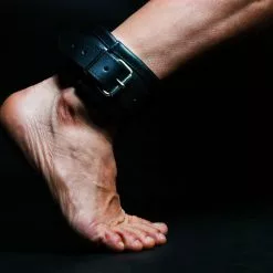 DARK-LINE The Pranger Carcan Pilori Complet Metal Et Cuir -Poppers et Leather Cleaners Soldes the pranger carcan pilori complet metal et cuir 7