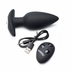XR Brands Voice Activated 10X Vibrating Butt Plug -Poppers et Leather Cleaners Soldes voice activated 10x vibrating butt plug 5