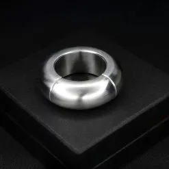 DARK-LINE Ze Mango Ballstretcher Magnétique Diam 39mm -Poppers et Leather Cleaners Soldes ze mango 39mm ballstretcher magnetique 5