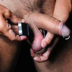 DARK-LINE Ze Nut Black Ballstretcher Magnétique 36 DARK-LINE Ze Nut Black Ballstretcher Magnétique -Poppers et Leather Cleaners Soldes ze nut black ballstretcher magnetique 14