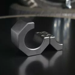 DARK-LINE Ze Nut Black Ballstretcher Magnétique 29 DARK-LINE Ze Nut Black Ballstretcher Magnétique -Poppers et Leather Cleaners Soldes ze nut black ballstretcher magnetique 7